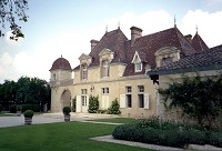 ֪�����f֮�g�ġ��H�ݡ��P(gu��n)ϵ