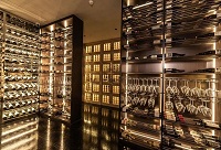 �r������꣺�ƽ��е����㴺��